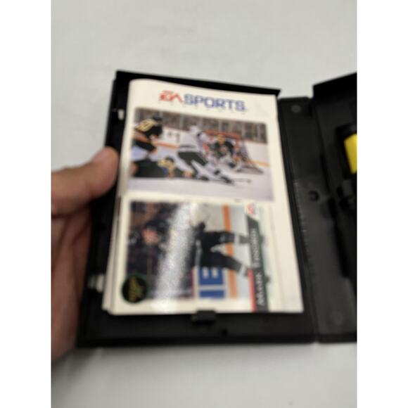 NHL Hockey '94 (Sega Genesis, 1993) Complete CIB ~ Tested & Working - Picture 16 of 16
